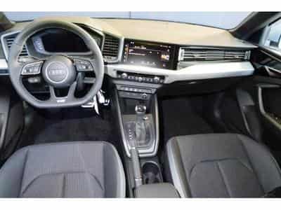 Audi A1 Advanced (2025) - Photo 2