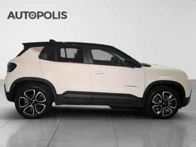 Jeep Avenger SUMMIT (2023) - Photo 15