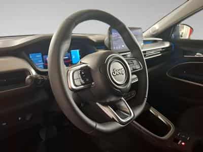 Jeep Avenger SUMMIT (2023) - Photo 3