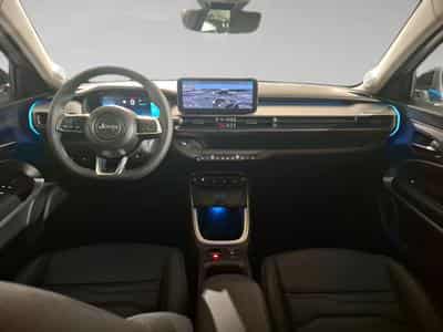 Jeep Avenger SUMMIT (2023) - Photo 6