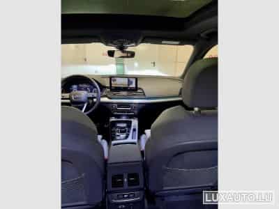 Audi Q5 S-line (2024) - Photo 10