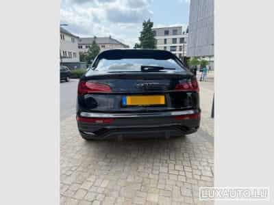 Audi Q5 S-line (2024) - Photo 6