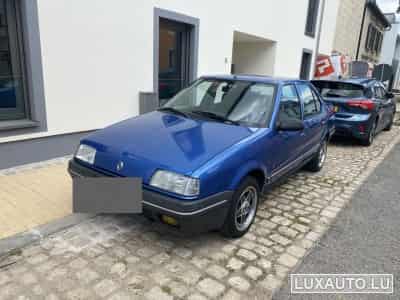Renault 19 TSE (1990) - Photo 9