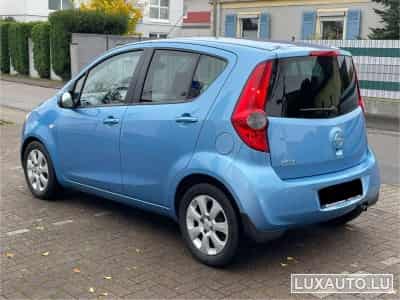 Opel Agila (2009) - Photo 4