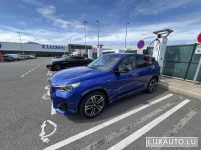 BMW iX1 Sport M (2024) - Photo 1