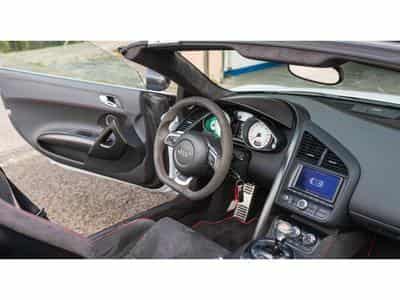 Audi R8 GT Spyder 5.2 FSI quattro 182/333 (2012) - Photo 11