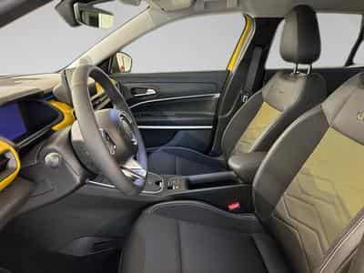 Jeep Avenger SUMMIT (2023) - Photo 7