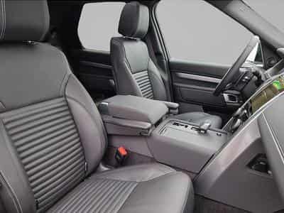 Land-Rover Discovery (2024) - Photo 3