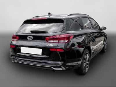 Hyundai i30 (2024) - Photo 2