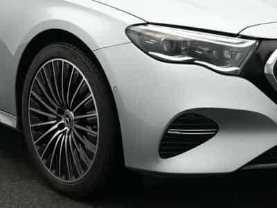 Mercedes E 450 d 4MATIC T-Modell Airmatic+Burmester+Dist. (2024) - Photo 9