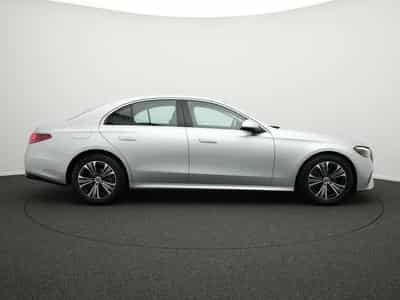 Mercedes E 220 d Avantgarde LED+Distr+Kamera+Ambi (2023) - Photo 5