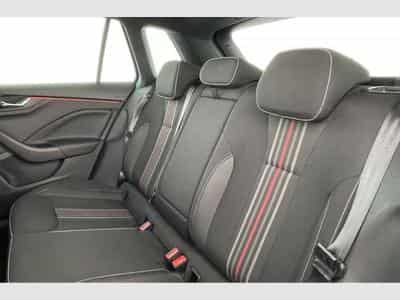 Skoda Kamiq 1.0 TSI Monte (2024) - Foto 13