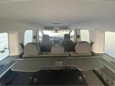 VW Caddy (2025) - Photo 15