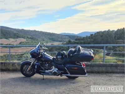 Harley-Davidson FLH Moto semi nova de garagem, com muito pouco uso, com apenas 1 (2018) - Foto 1