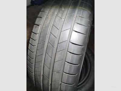 Reifen – 18" - 215/55R 99H - Foto 1