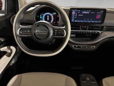 Fiat 500 BEV (2024) - Photo 7