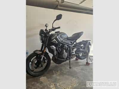 Triumph Trident Quick shifter, Heated grips, Bugspoiler, Engine guard, Bluet (2021) - Foto 8