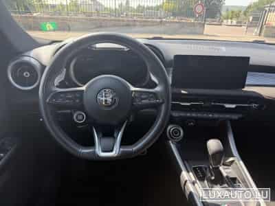 Alfa-Romeo Tonale Tonale 1.5 VGT Hybrid Veloce (2023) - Foto 7