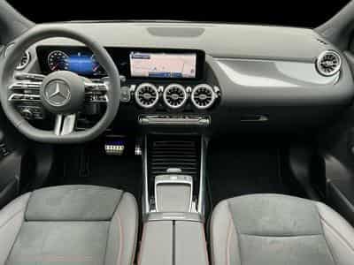 Mercedes B 200 B 200 (2024) - Photo 9