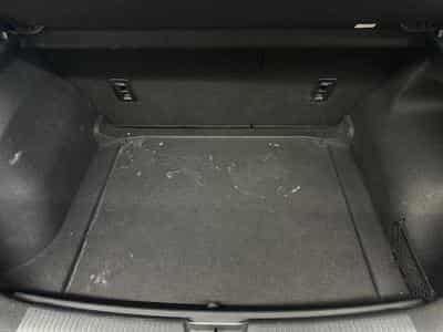 MG MG4 STANDARD (2023) - Photo 12