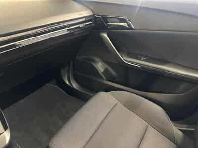 MG MG4 STANDARD (2023) - Photo 9