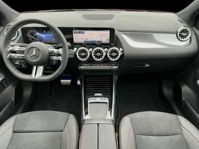 Mercedes B 200 B 200 (2024) - Photo 9