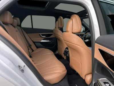 Mercedes E 220 d T-Modell (2024) - Photo 10