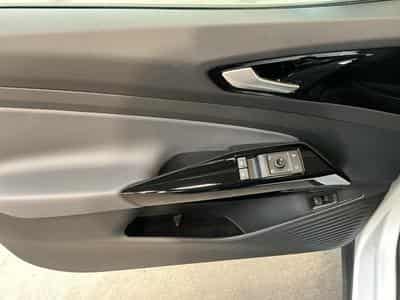 VW ID.5 Zertifikat+77kWH+Perf.+AHK+Navi (2024) - Photo 15