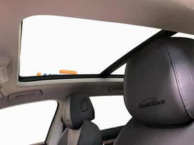 Skoda Superb L&K+DSG+Stand.H+AHK+LM19 (2025) - Photo 15