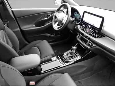 Hyundai i30 (2024) - Foto 3