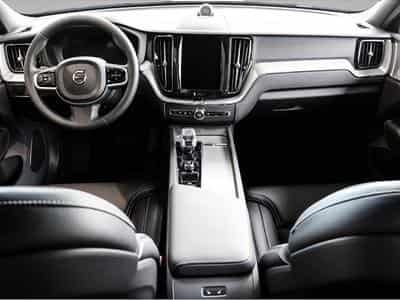 Volvo XC60 (2024) - Photo 4