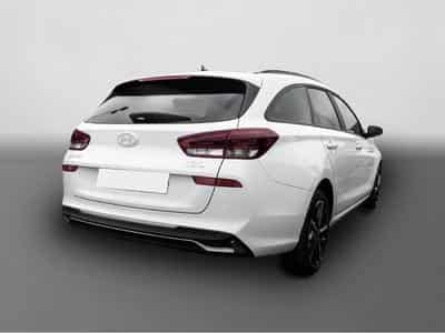 Hyundai i30 (2024) - Photo 2