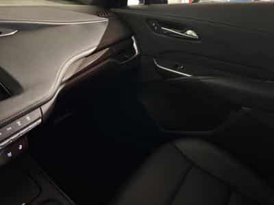 Cadillac XT4 2.0 SPORT 4WD (2024) - Photo 9