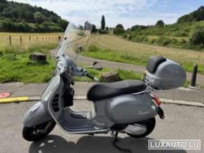 Vespa GTS (2019) - Foto 2