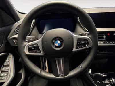 BMW 118 Hatch (2024) - Foto 9