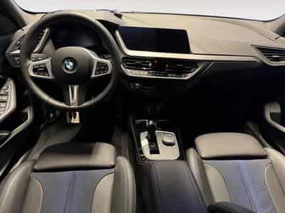 BMW 118 Hatch (2024) - Foto 6