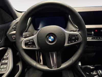 BMW 118 Hatch (2024) - Foto 8