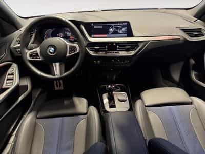 BMW 118 Hatch (2024) - Foto 6