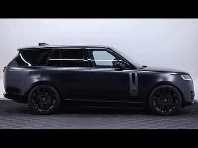 Land-Rover Range Rover SV P615 AWD Auto (2023) - Photo 3