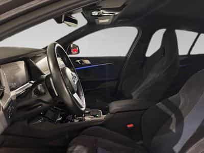 BMW M135 2.0 Mi xDrive (2020) - Foto 4