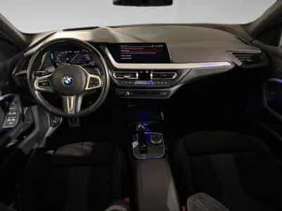 BMW M135 2.0 Mi xDrive (2020) - Foto 5