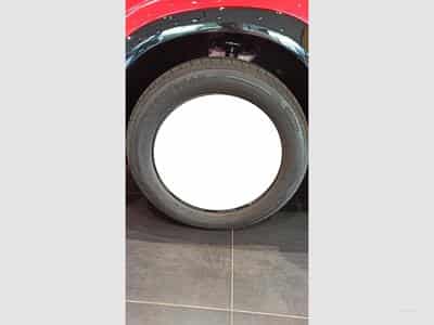 Reifen – 18" - 235/55R 100V - Foto 1