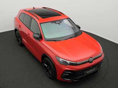 VW Tiguan 2.0 TDI R-Line 4Motion Pano+IQ+Harman (2024) - Photo 12