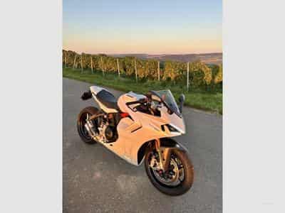 Ducati SuperSport 950 s (2023) - Photo 1