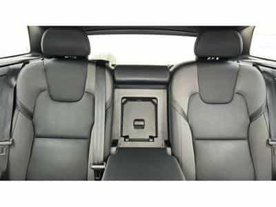 Volvo XC60 Plus Dark (2022) - Photo 15