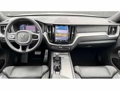 Volvo XC60 Plus Dark (2022) - Photo 8