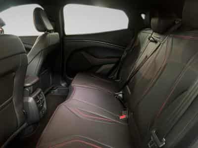 Ford Mustang Mach-E AWD (2022) - Photo 11