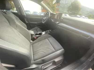 VW Golf (2025) - Photo 9