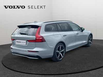Volvo V60 B3 Ultimate / Essence (2025) - Foto 2