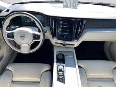 Volvo V60 B5 Momentum / Essence (2021) - Foto 3